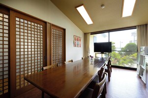 用餐