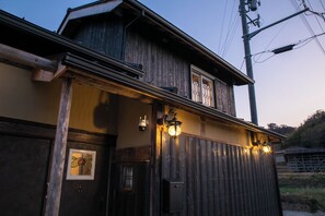 Exterior detail - Akiya Cornerstone (Awaji)