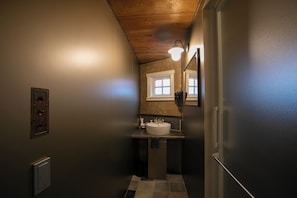 Bathroom - Akiya Cornerstone (Awaji)