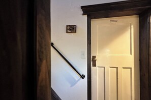 Interior - Akiya Cornerstone (Awaji)