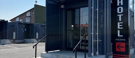 Perincian bahagian luar