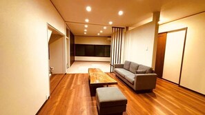 Interior - Shiki Seaside Vacation Rental (Susami)