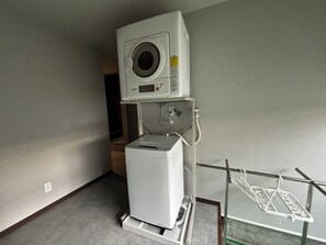 Interior - Shiki Seaside Vacation Rental (Susami)