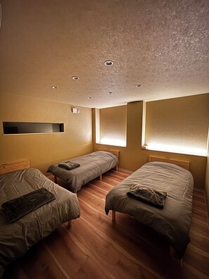 Room - Shiki Seaside Vacation Rental (Susami)