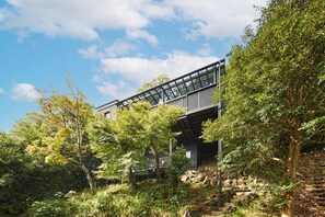 Exterior - Maigre Hoodstar (Ito)