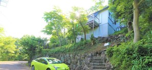 Property grounds - Maigre Hoodstar (Ito)