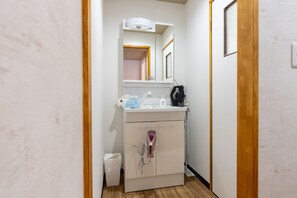 Interior - Apartment Goto (Goto)