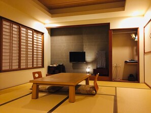 Dining - Marufuku Ryokan (Yokote)