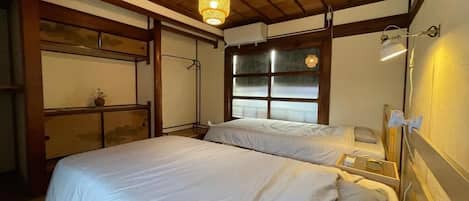 Caja de seguridad en la habitación, cortinas blackout y wifi gratis