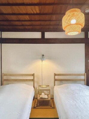 In-room safe, blackout drapes, free WiFi - Guest House BONITO (Kochi)