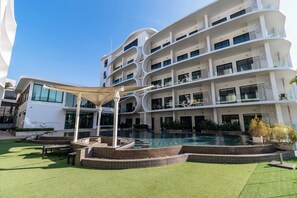 Outdoor pool - 1BR w Pool Gym near Nai Harn C266 (Rawai)