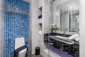 Apartment | Bathroom - 1BR w Pool Gym near Nai Harn C266 (Rawai)