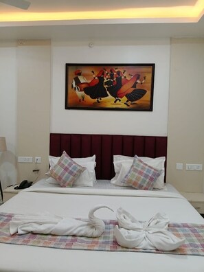 Deluxe Room | Free WiFi - Bisaka Hotel (Patna)