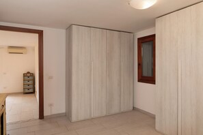 Apartment, 3 Bedrooms | Interior - Casa Leo by Wonderful Italy (Osseddu)