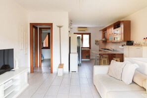 อพาร์ทเมนท์, 3 ห้องนอ  น | บริเวณนั่งเล่น