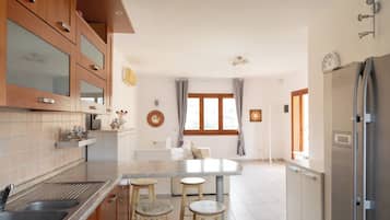 Apartment, 3 Bedrooms | Interior