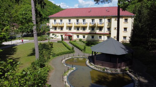 Matej Bel-Liecebne termalne kupele