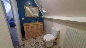 تجهيزات دش، مجففات شعر، مناشف