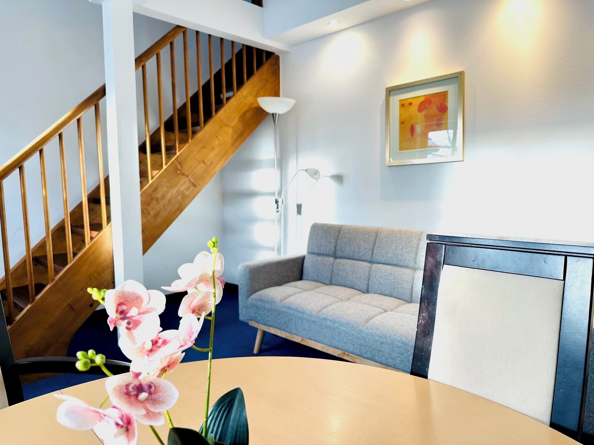 Classic Condo, Multiple Beds, Kitchenette, Park View | Living area