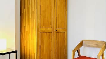 Kondominium Comfort, dapur, pemandangan halaman | Interior