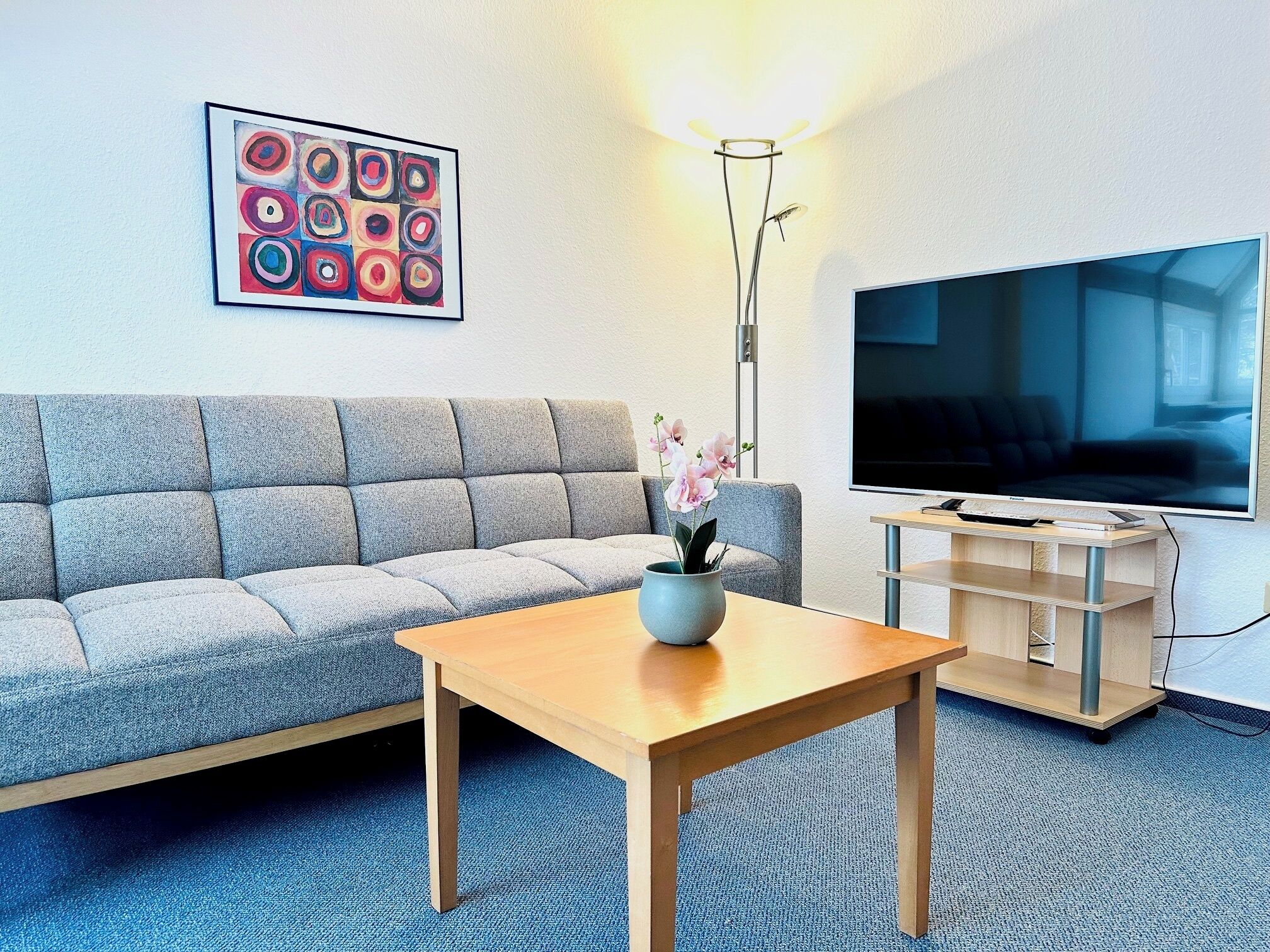 Classic Condo, Multiple Beds, Private Bathroom, Park View | Living area