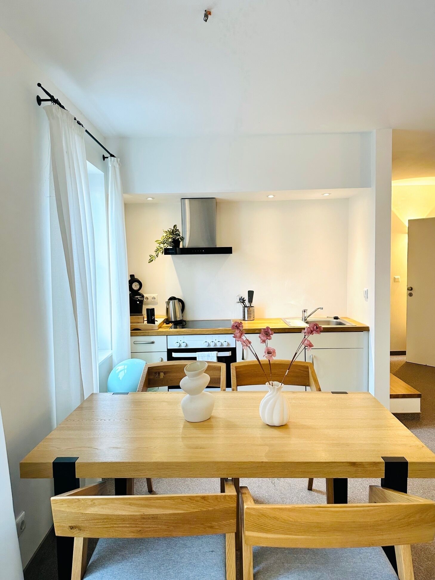 Appartamento Comfort, letti multipli, cucina, vista parco | Cucina privata | Frigorifero, forno, piano cottura, macchina per tè/caffè