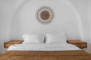 Iron/ironing board, free WiFi