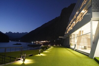 Road & Story Hotel & Resort