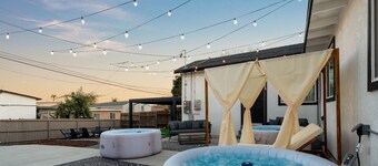 Triple Hot Tub Heaven: Fire Pit & Gameroom