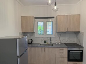 Appartement Confort, balcon, vue cour intérieure | Cuisine privée