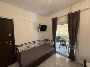 Comfort-Apartment, Balkon, Blick auf den Innenhof | Innenbereich