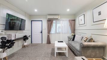 Family House | Living area