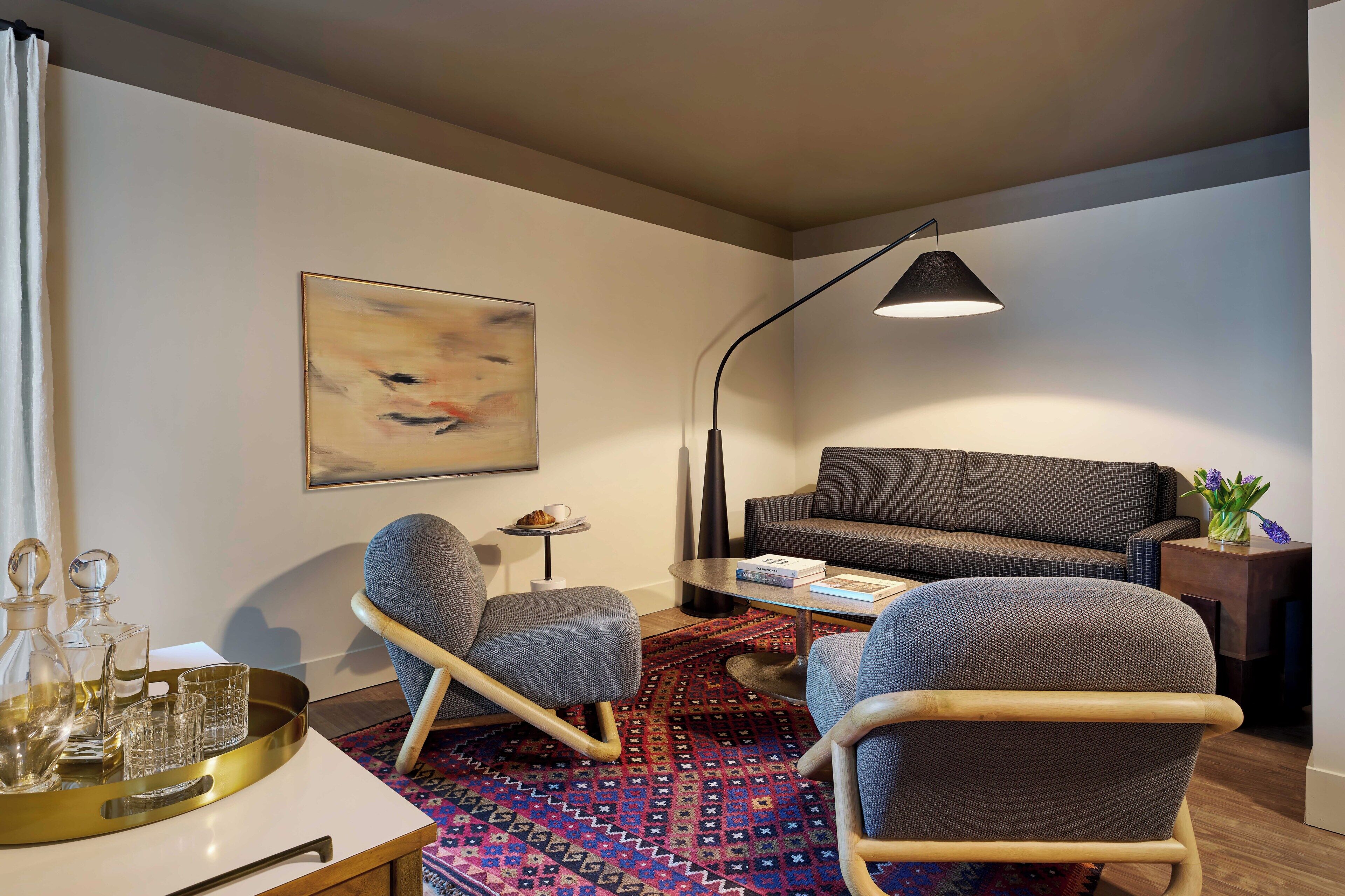 Executive Suite | Living area