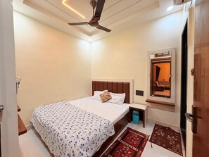 Standard Double Room - hotel New Maurya royal  (Sasaram)