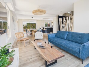 TV - 100m from the beach – House for 8 with garden (Fouesnant)