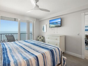 Fer et planche à repasser, Wi-Fi gratuit, draps fournis