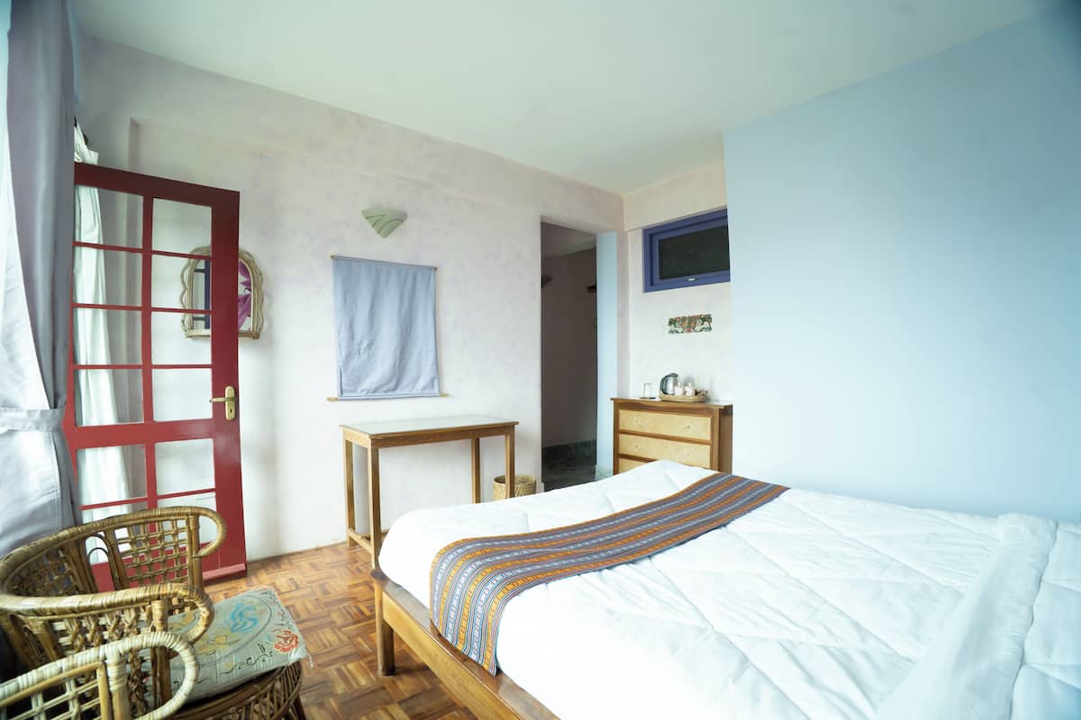 Zweibettzimmer, Balkon, Stadtblick