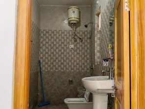 Bathroom - Barot Palace (Barot)