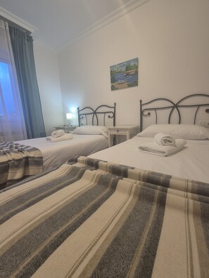 3 bedrooms, iron/ironing board, free WiFi, bed sheets - 1A169 3 bedroom apartment in Gijón (Gijón)