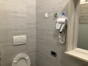 Chambre Deluxe Double ou avec lits jumeaux | Salle de bain