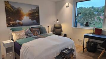 Fer et planche Ă repasser, Wi-Fi, draps fournis