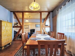 Dining - Wonderful private villa for 4 people with WIFI, TV and pets allowed (Hohenbucko)