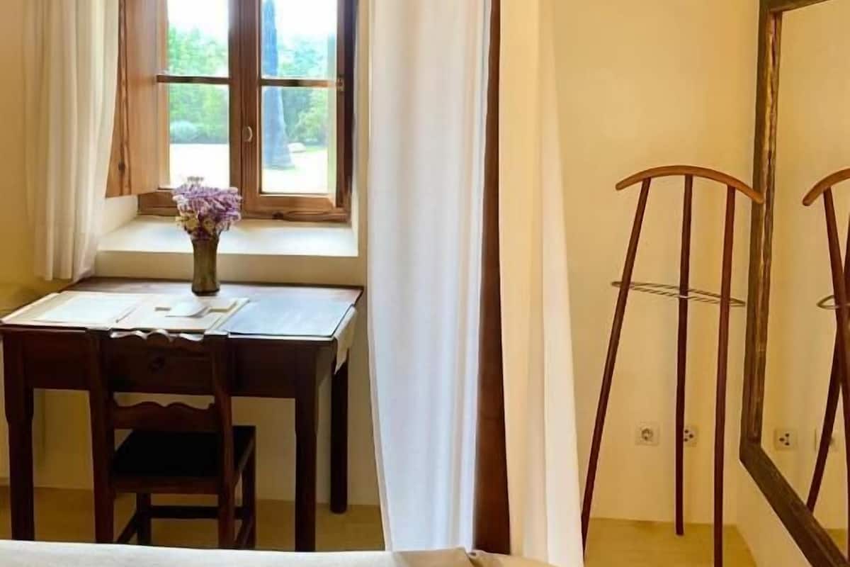 Caja de seguridad en la habitación y wifi gratis