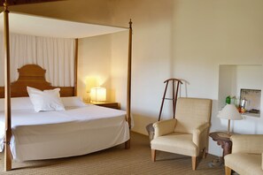 Junior Suite, Balcony, Garden View | In-room safe, free WiFi