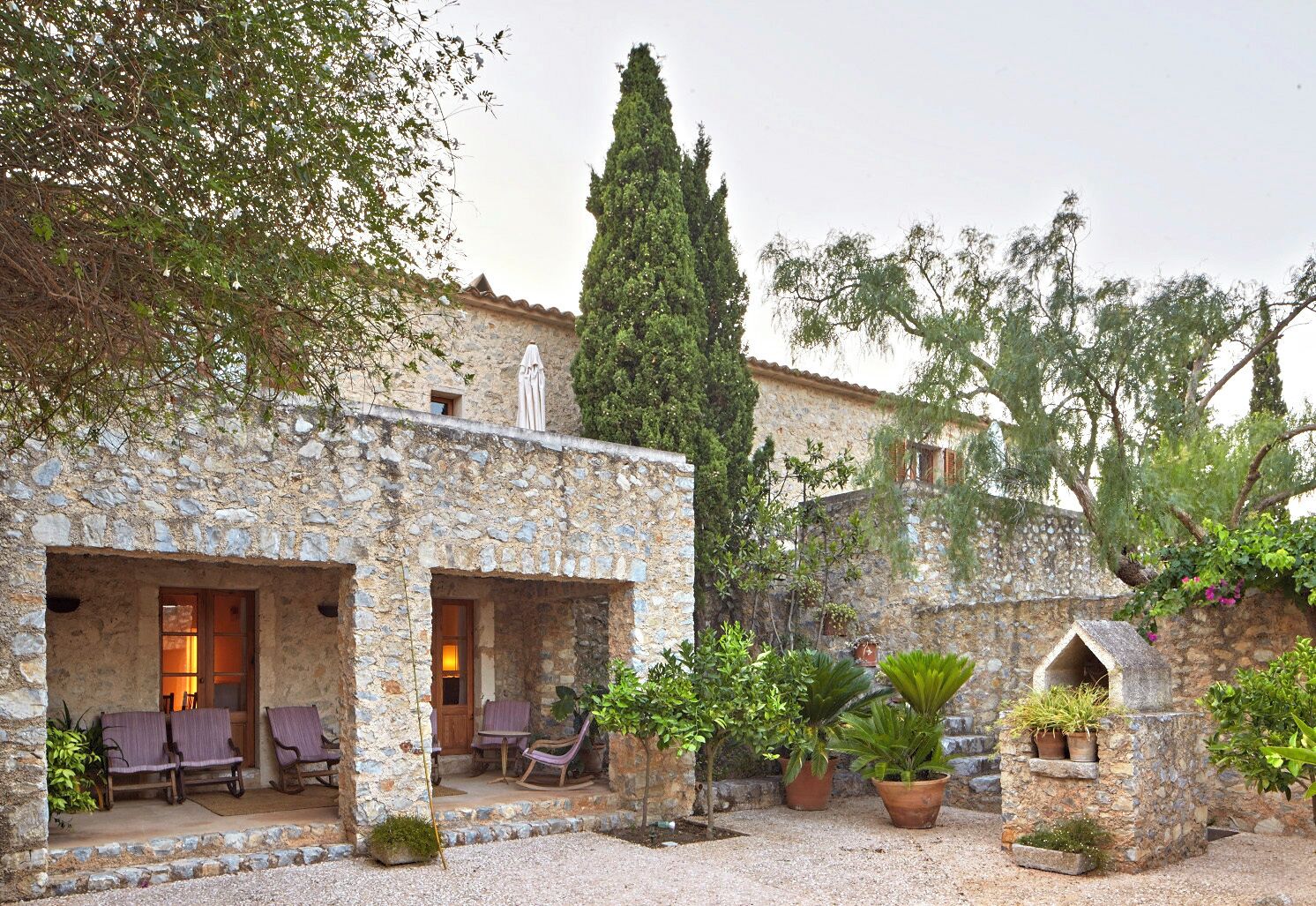 المنشأة من الخارج