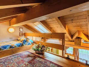 2 Schlafzimmer, Reisekinderbett, kostenloses WLAN