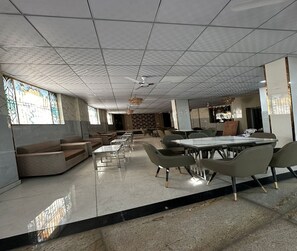 Dining - Minta Hotel and Banquet (Noida)