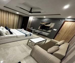 Royal Room | Free WiFi - Minta Hotel and Banquet (Noida)