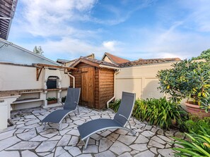 Terrace/patio - Charming House in La Teste - 2 Bed, Terrace, Wi-Fi (La Teste-de-Buch)