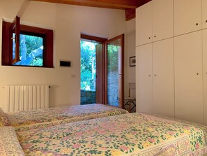 Bügeleisen/Bügelbrett, WLAN